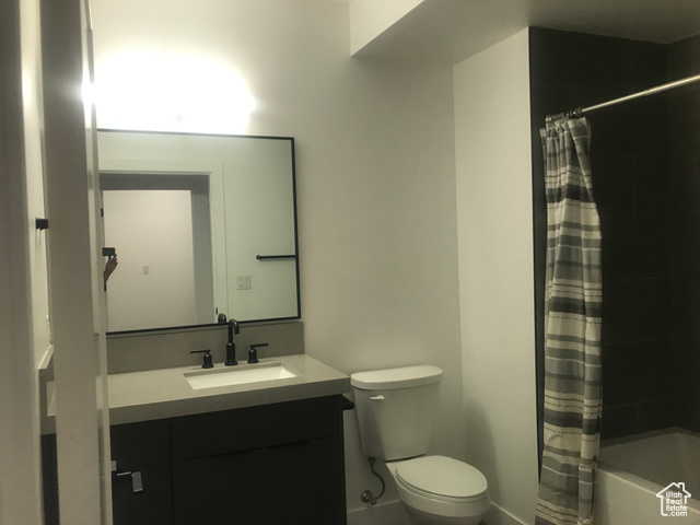 Photo 12 for MLS #2102782 at 2240 E Laney Ave #102
