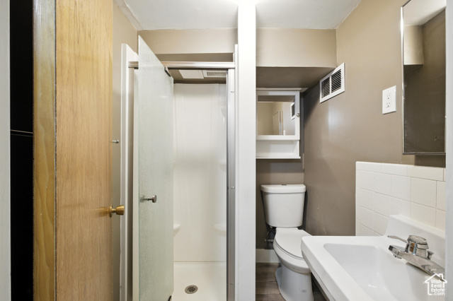 Photo 18 for MLS #2102783 at 407 S 100 West