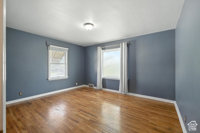 Photo 11 for MLS #2102783 at 407 S 100 West