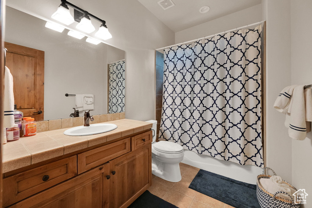 Photo 30 for MLS #2102788 at 1172 N Turnberry Woods Dr