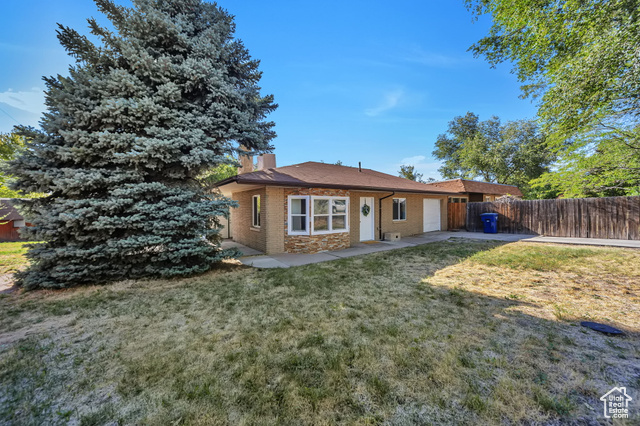 6392 S 2200 E, Holladay UT 84121