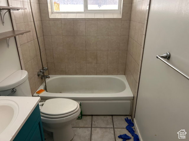 Photo 4 for MLS #2102812 at 1115 Collins Blvd