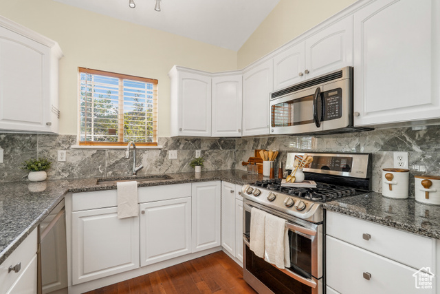 Photo 8 for MLS #2102858 at 7562 N Kidwelly Ct