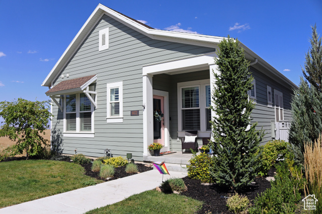 6172 W COPPER HAWK DR, South Jordan UT 84009