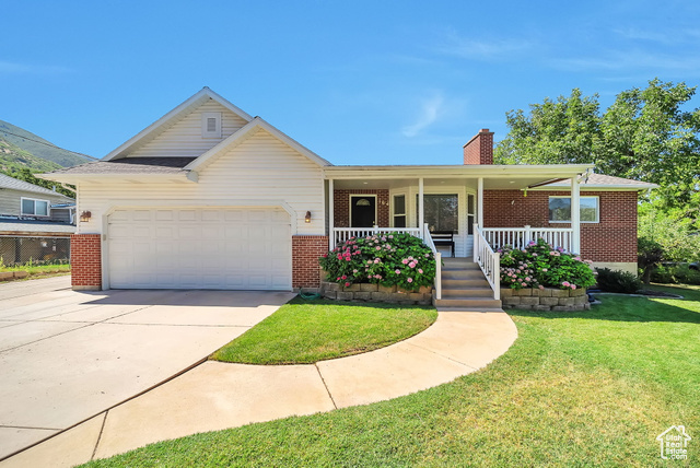 164 E 300 N, Farmington UT 84025