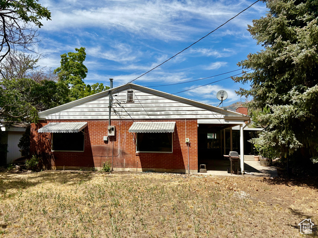 Photo 14 for MLS #2102907 at 1615 E 27th St