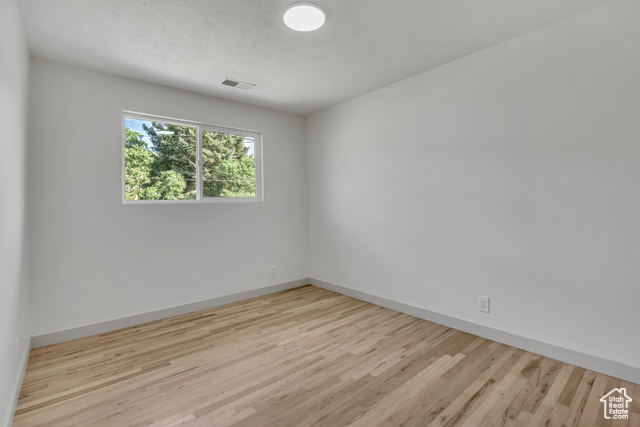 Photo 25 for MLS #2102908 at 2177 S Bonnieview Dr