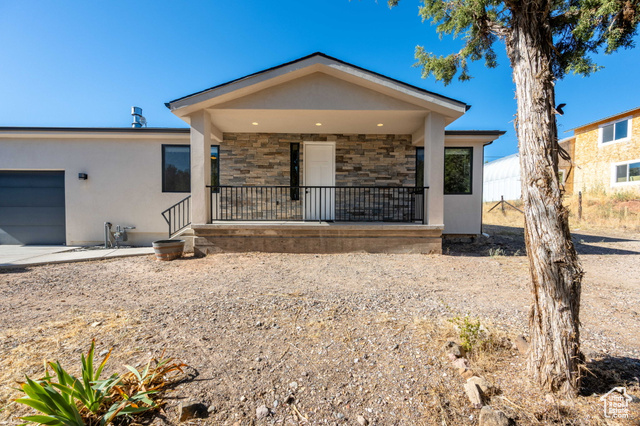 Photo 3 for MLS #2102926 at 187 E Christie Ln