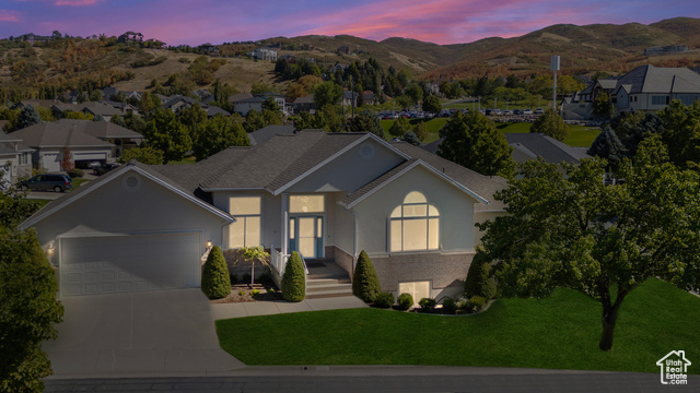 Photo 2 for MLS #2102936 at 275 S Eagle Way