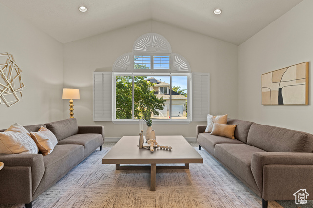 Photo 5 for MLS #2102936 at 275 S Eagle Way