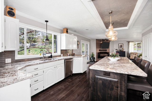 Photo 11 for MLS #2102953 at 591 E Vons Way