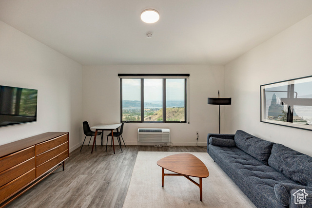 Photo 8 for MLS #2102956 at 2303 Deer Hollow Rd #1118