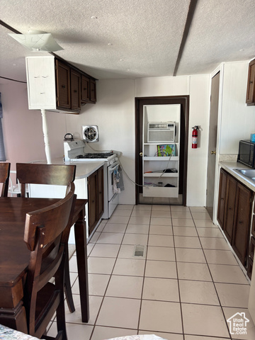 Photo 30 for MLS #2102962 at 963 E Breeze Way #173