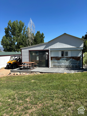 Photo 2 for MLS #2102962 at 963 E Breeze Way #173