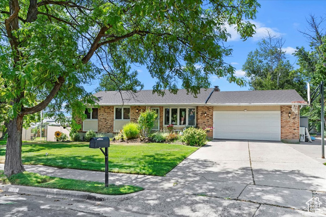1137 OAKRIDGE DR, Layton UT 84040
