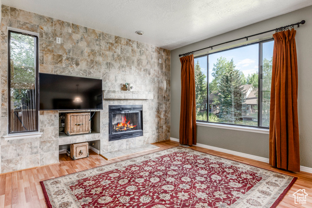 Photo 4 for MLS #2102971 at 2708 Cottage Loop