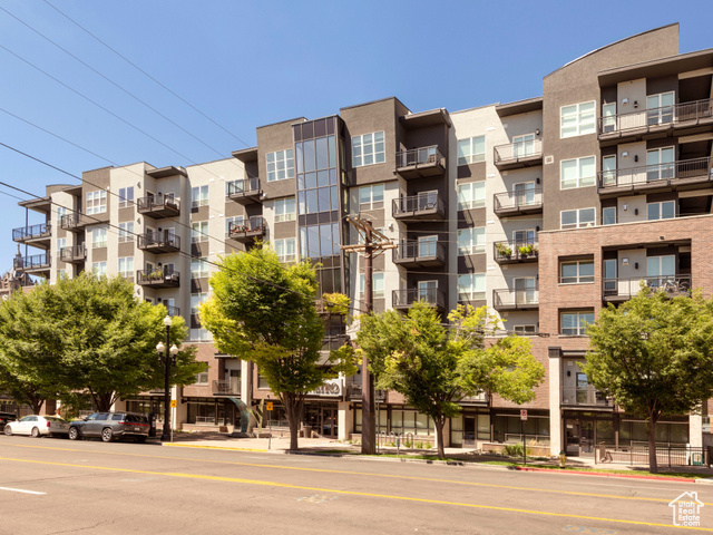 Photo 2 for MLS #2102979 at 350 S 200 East #322