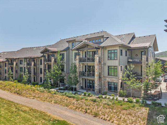 Photo 40 for MLS #2102983 at 3703 Blackstone Dr #103
