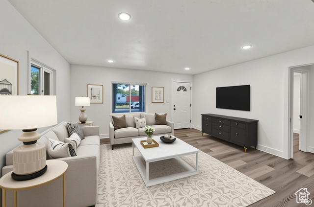 Photo 8 for MLS #2102984 at 612 35th St