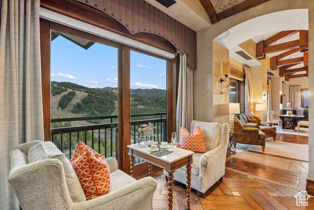 Photo 13 for MLS #2102992 at 2300 Deer Valley Dr #1102