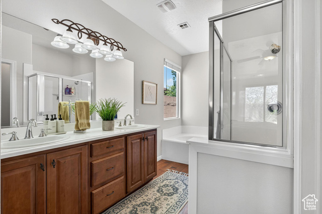 Photo 20 for MLS #2102997 at 2602 E Spring Canyon Dr