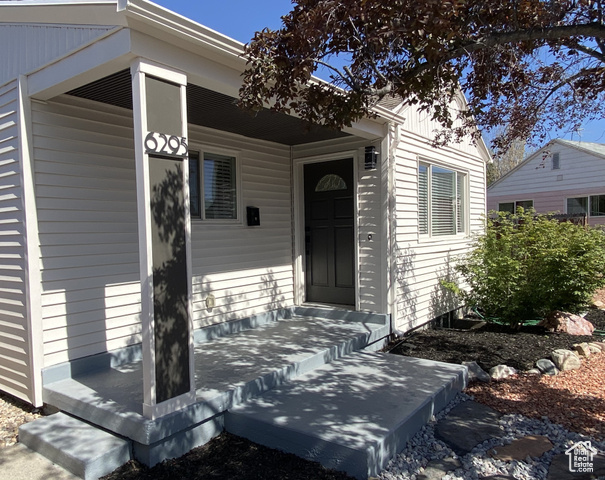 Photo 2 for MLS #2103011 at 6295 S 370 East