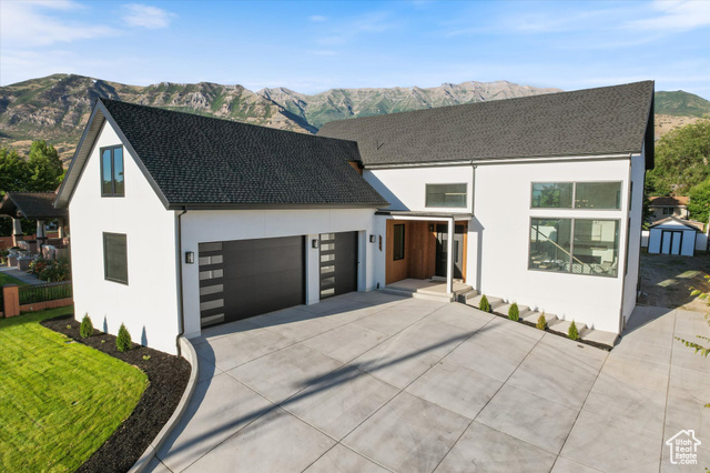 Photo 4 for MLS #2103015 at 165 S 200 East