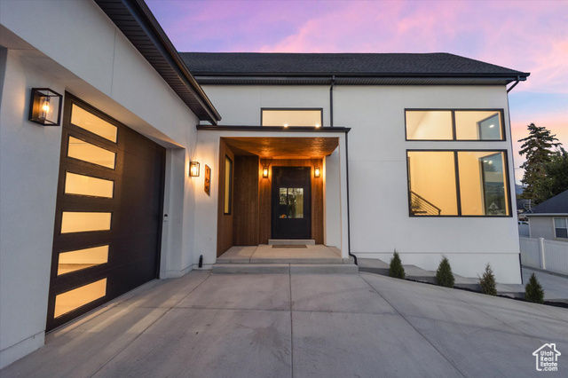 Photo 3 for MLS #2103015 at 165 S 200 East