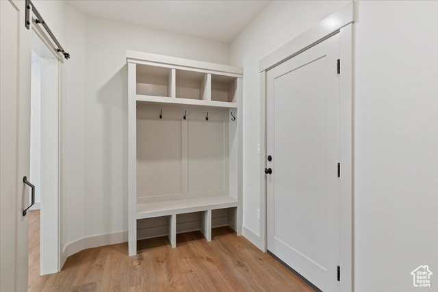 Photo 20 for MLS #2103025 at 334 E Cottrell Ln