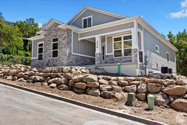 MLS #2103025 - 334 E Cottrell Ln