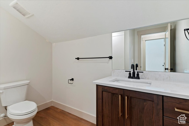 Photo 27 for MLS #2103025 at 334 E Cottrell Ln