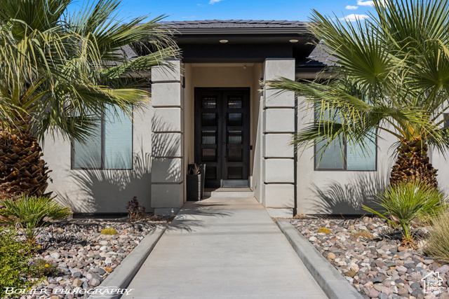 Photo 7 for MLS #2103028 at 728 W Sir Monte Dr