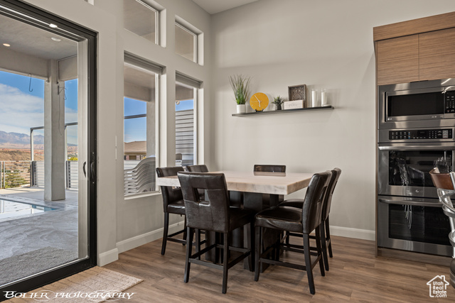 Photo 20 for MLS #2103028 at 728 W Sir Monte Dr