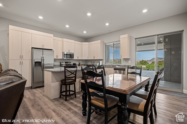 Photo 67 for MLS #2103028 at 728 W Sir Monte Dr