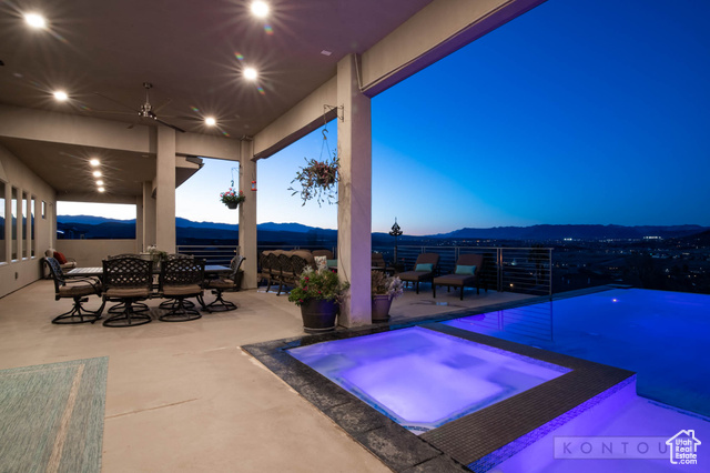 Photo 92 for MLS #2103028 at 728 W Sir Monte Dr