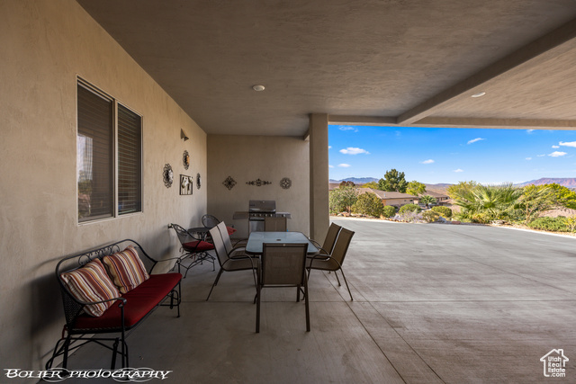 Photo 104 for MLS #2103028 at 728 W Sir Monte Dr