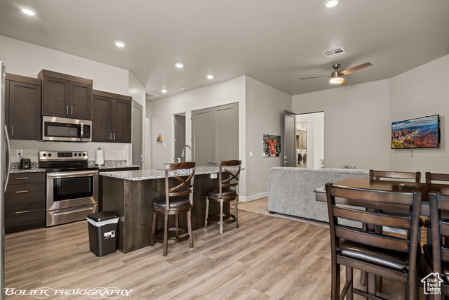 Photo 43 for MLS #2103028 at 728 W Sir Monte Dr