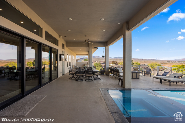 Photo 25 for MLS #2103028 at 728 W Sir Monte Dr