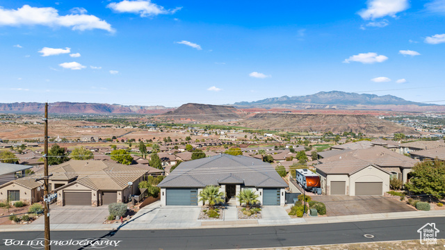 Photo 117 for MLS #2103028 at 728 W Sir Monte Dr