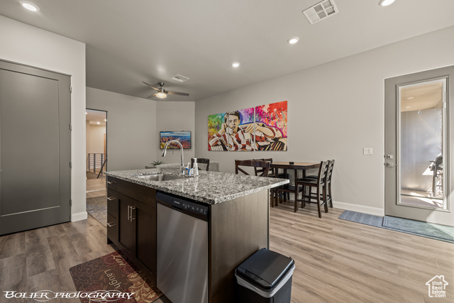 Photo 44 for MLS #2103028 at 728 W Sir Monte Dr