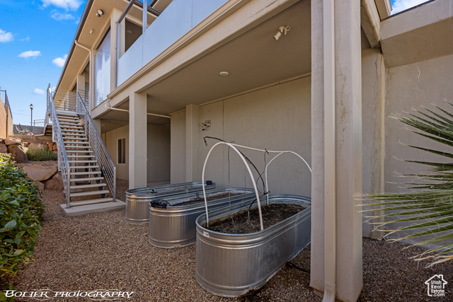 Photo 101 for MLS #2103028 at 728 W Sir Monte Dr