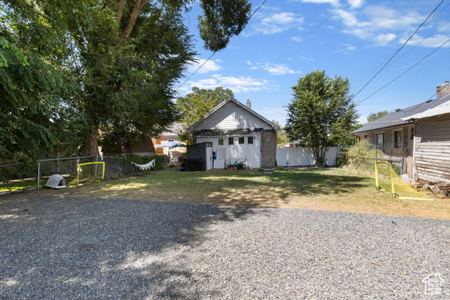 Photo 18 for MLS #2103054 at 325 34th St
