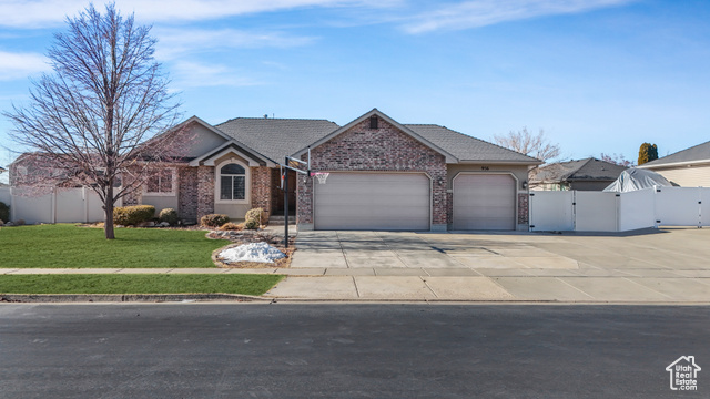 956 S 1525 W, Syracuse UT 84075
