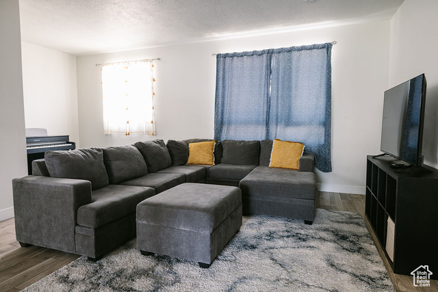Photo 8 for MLS #2103060 at 991 W 420 South