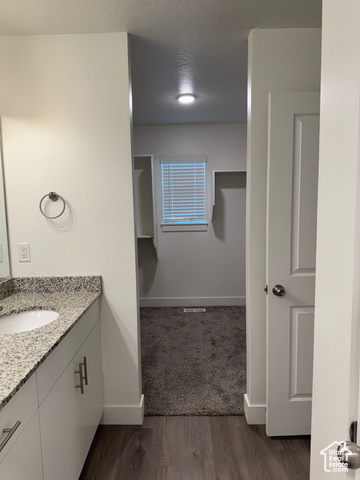 Photo 11 for MLS #2103066 at 924 W 960 North