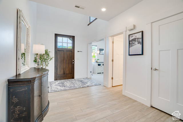 Photo 5 for MLS #2103069 at 1126 N Springer View Loop