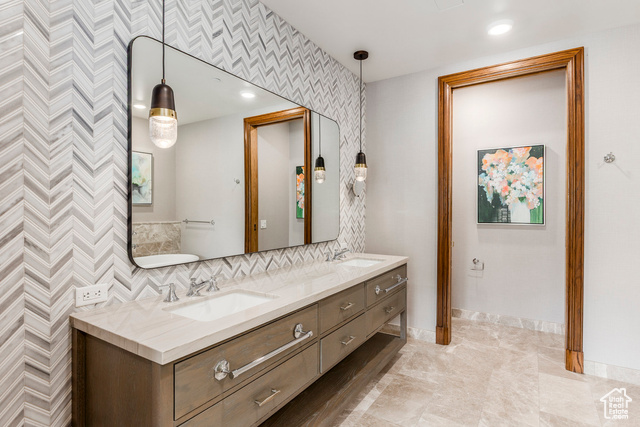 Photo 22 for MLS #2103073 at 2290 E Deer Valley Dr #4030
