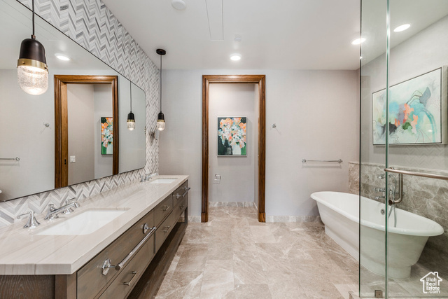 Photo 23 for MLS #2103073 at 2290 E Deer Valley Dr #4030