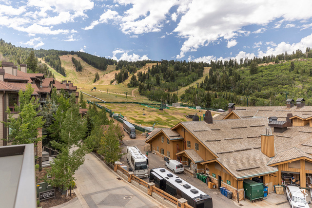 Photo 37 for MLS #2103073 at 2290 E Deer Valley Dr #4030