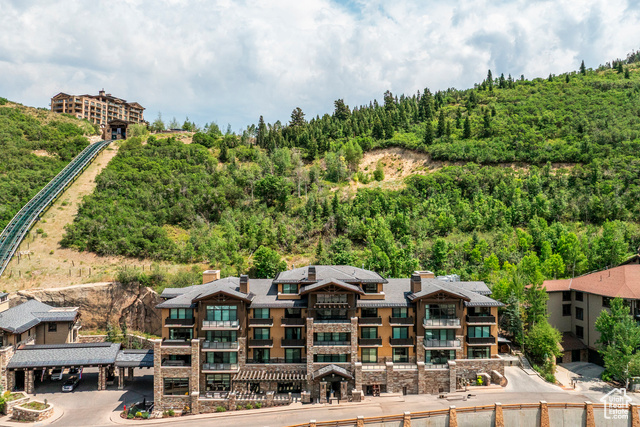 Photo 36 for MLS #2103073 at 2290 E Deer Valley Dr #4030